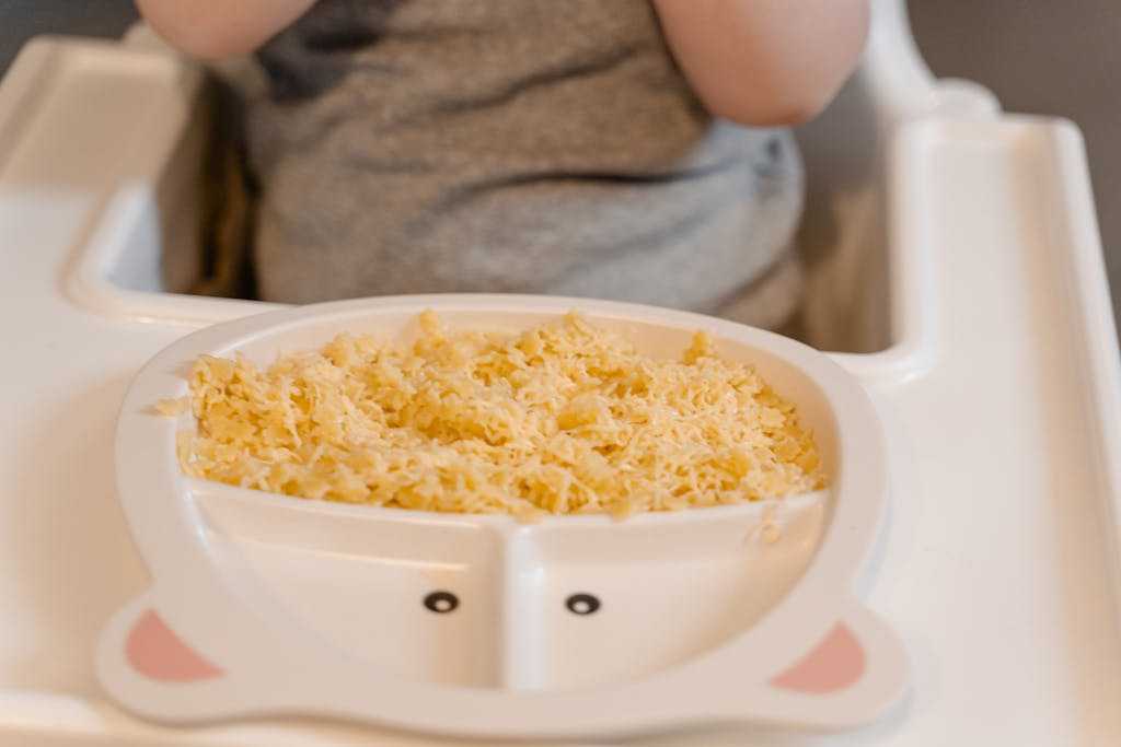 Starting Solids 101: FAQ’s I Get Asked As a Pediatrician