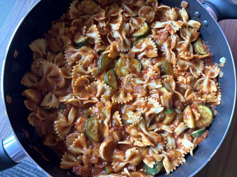 5-Ingredient Chicken Sausage and Zucchini Pasta