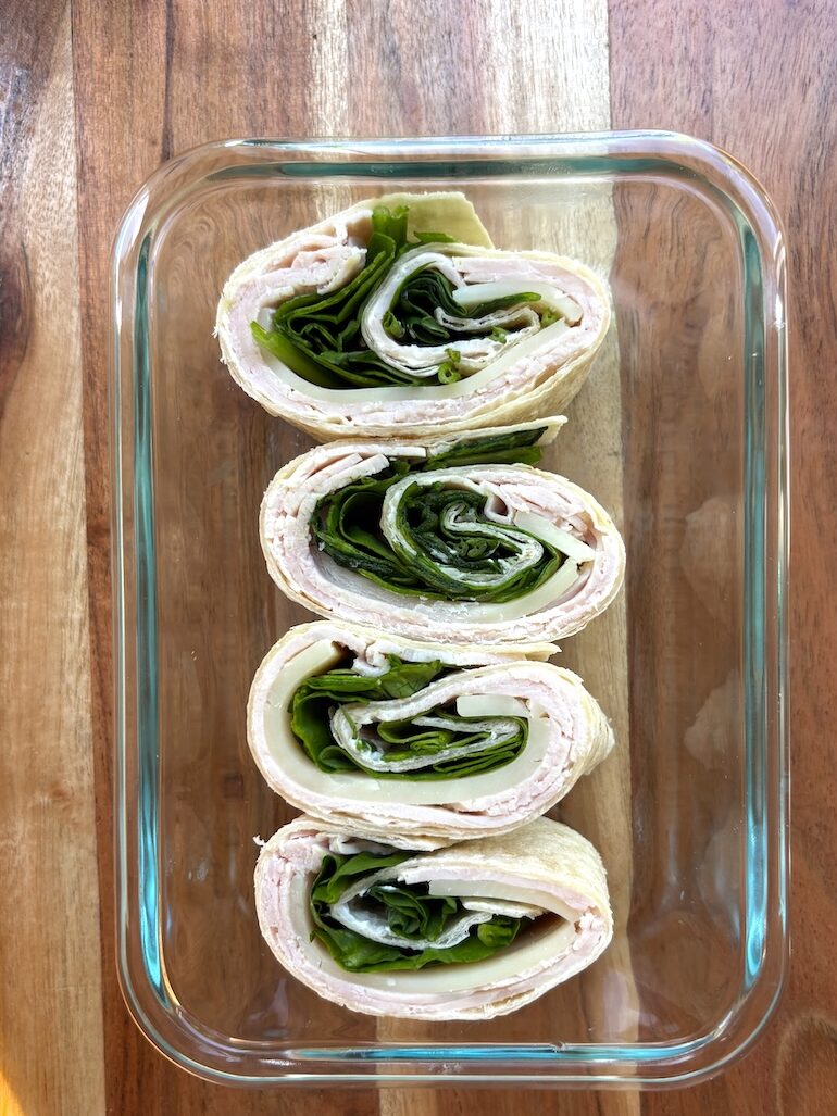 5-Ingredient Spinach Turkey Cream Cheese Rollups